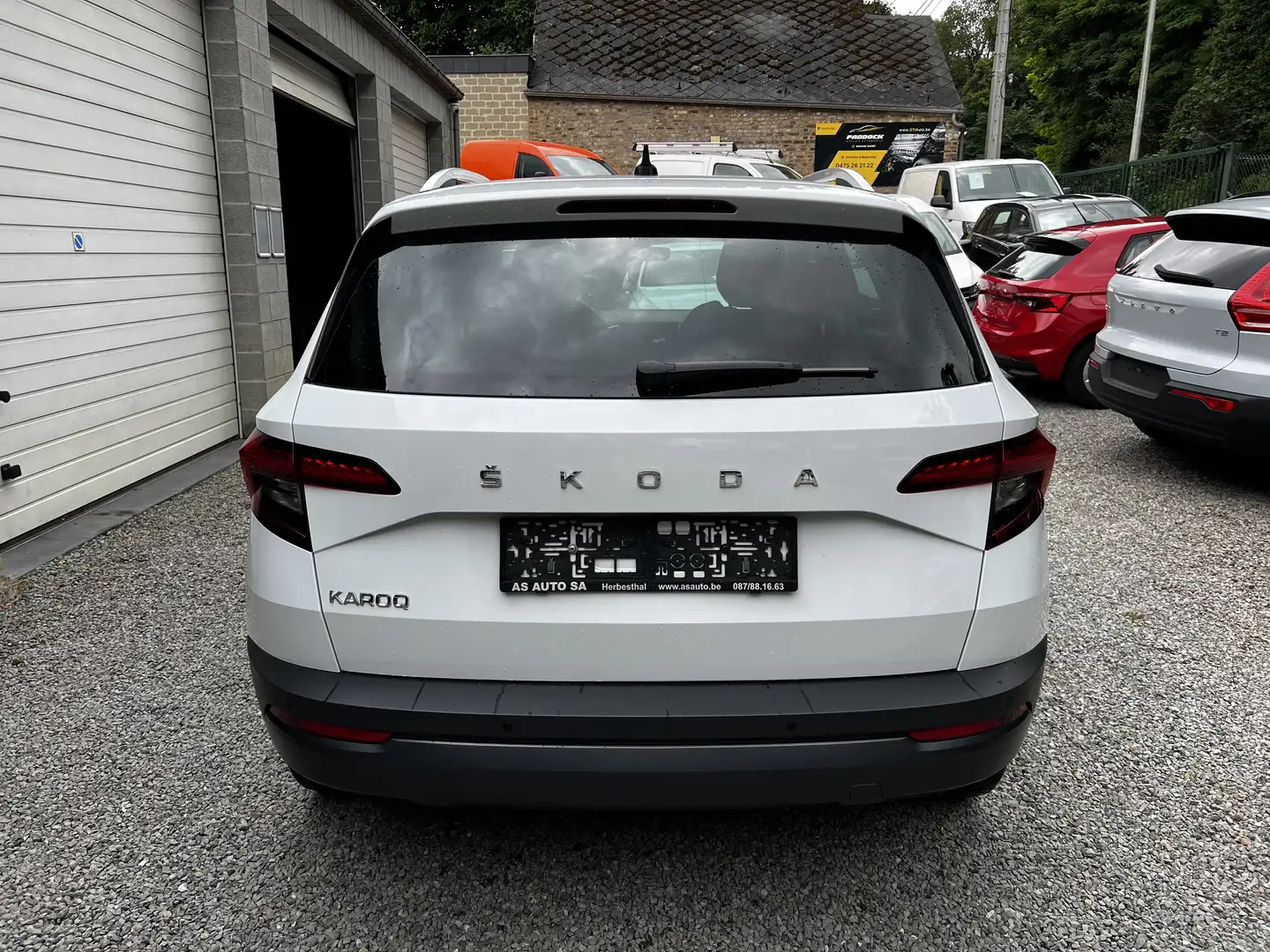 Skoda Karoq 2.0 CR TDi SCR Sportline DSG - GARANTIE Weiß - 2