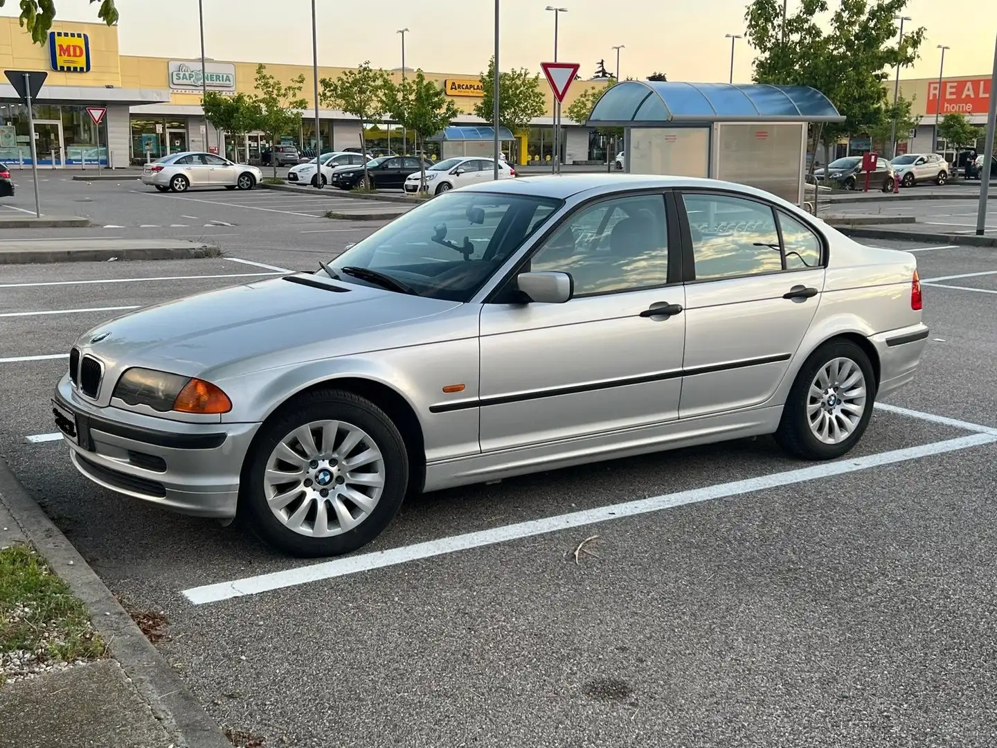 BMW 318 Serie 3 E46 Berlina 318i Grigio - 2