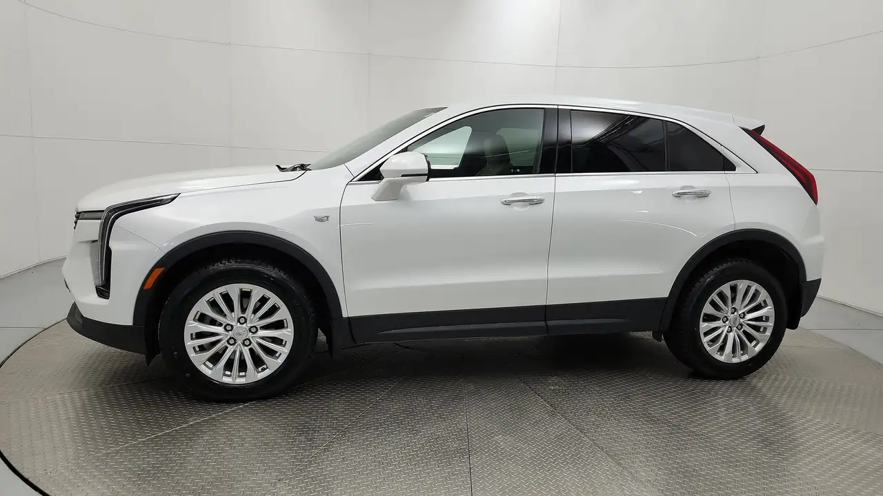 2024 Cadillac XT4