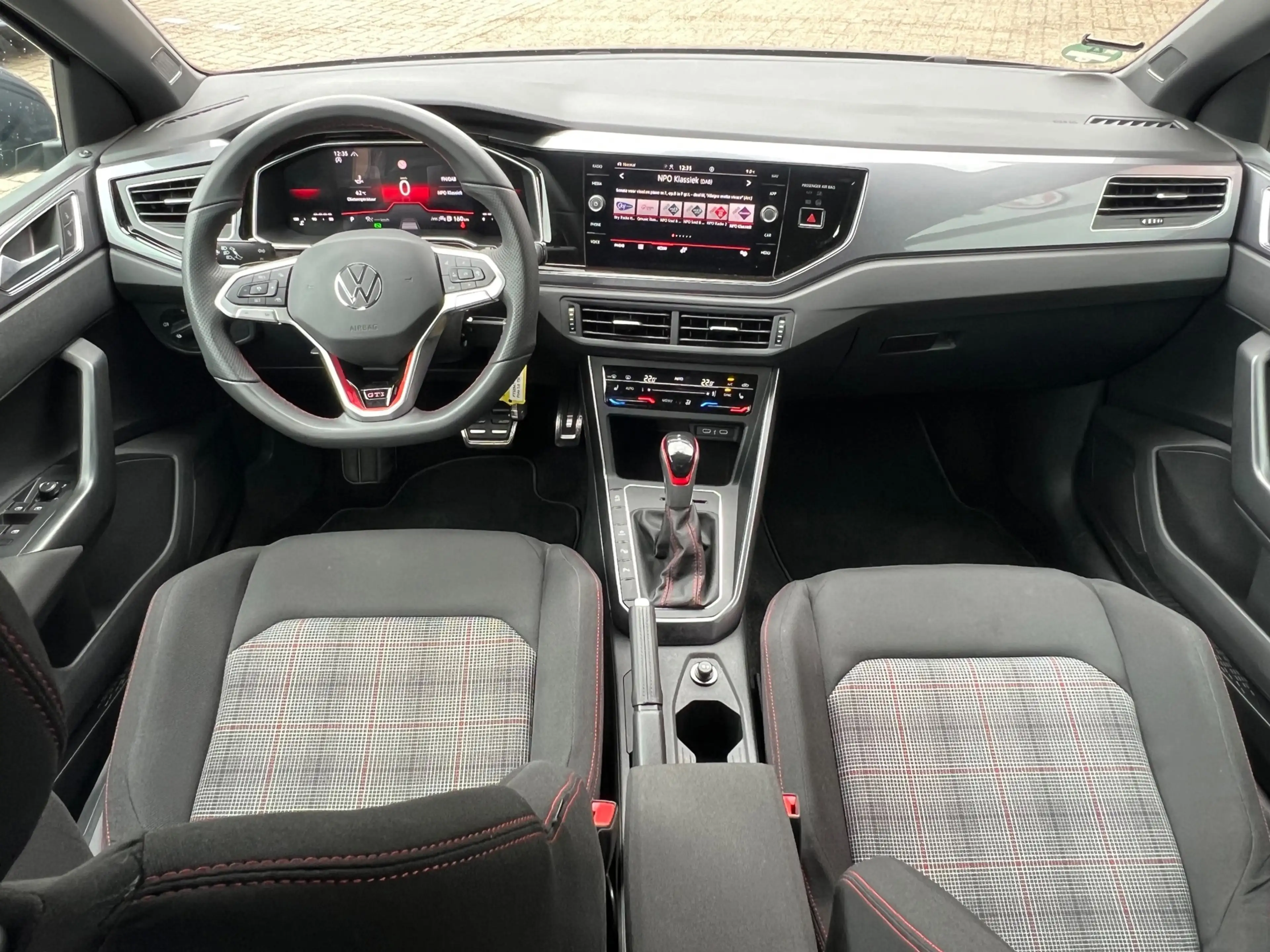 Volkswagen Polo GTI 2.0 TSI Navi, PDC, Caplay, MatrixLed, 209pk — photo 8