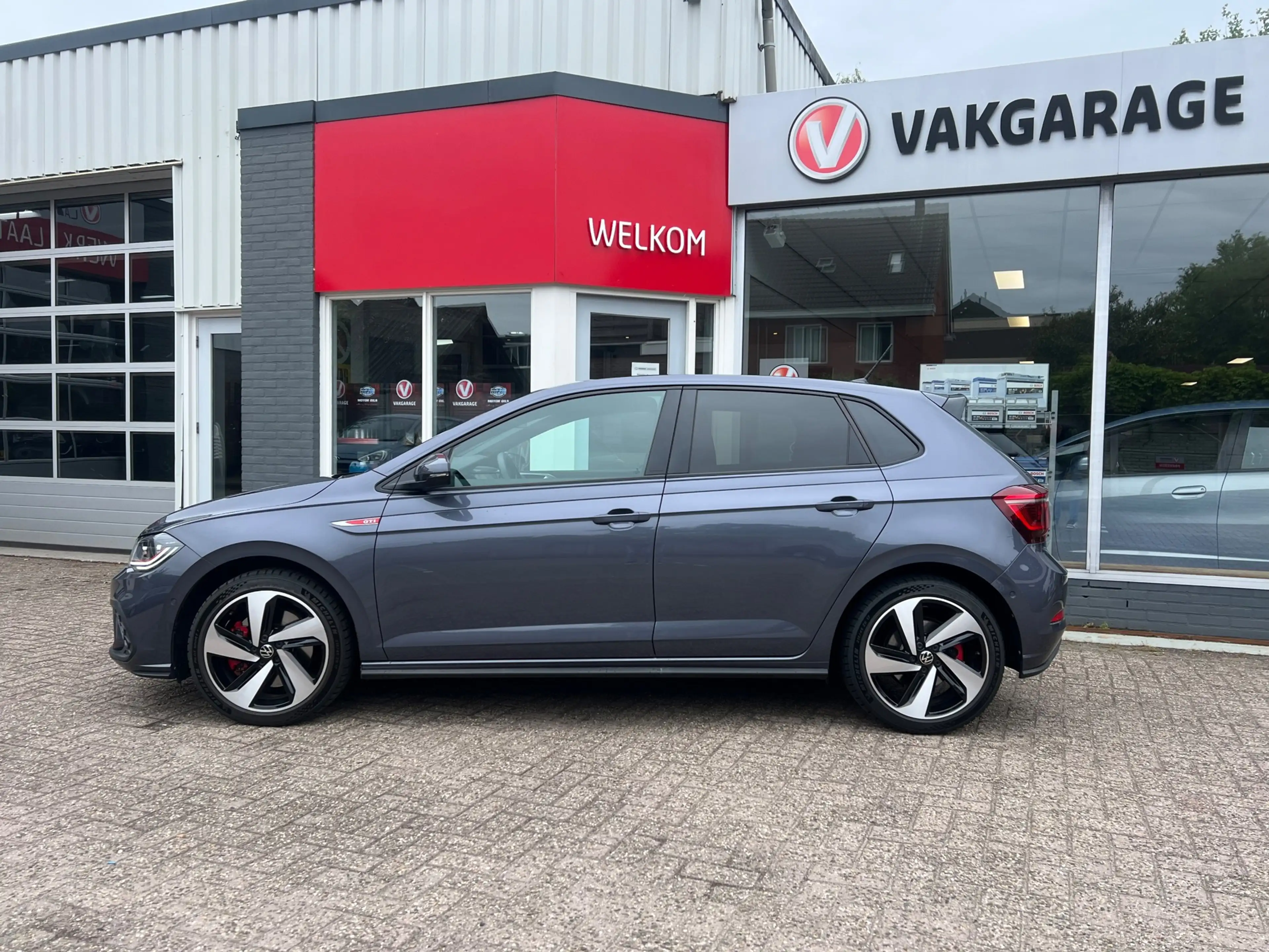 Volkswagen Polo GTI 2.0 TSI Navi, PDC, Caplay, MatrixLed, 209pk — photo 2