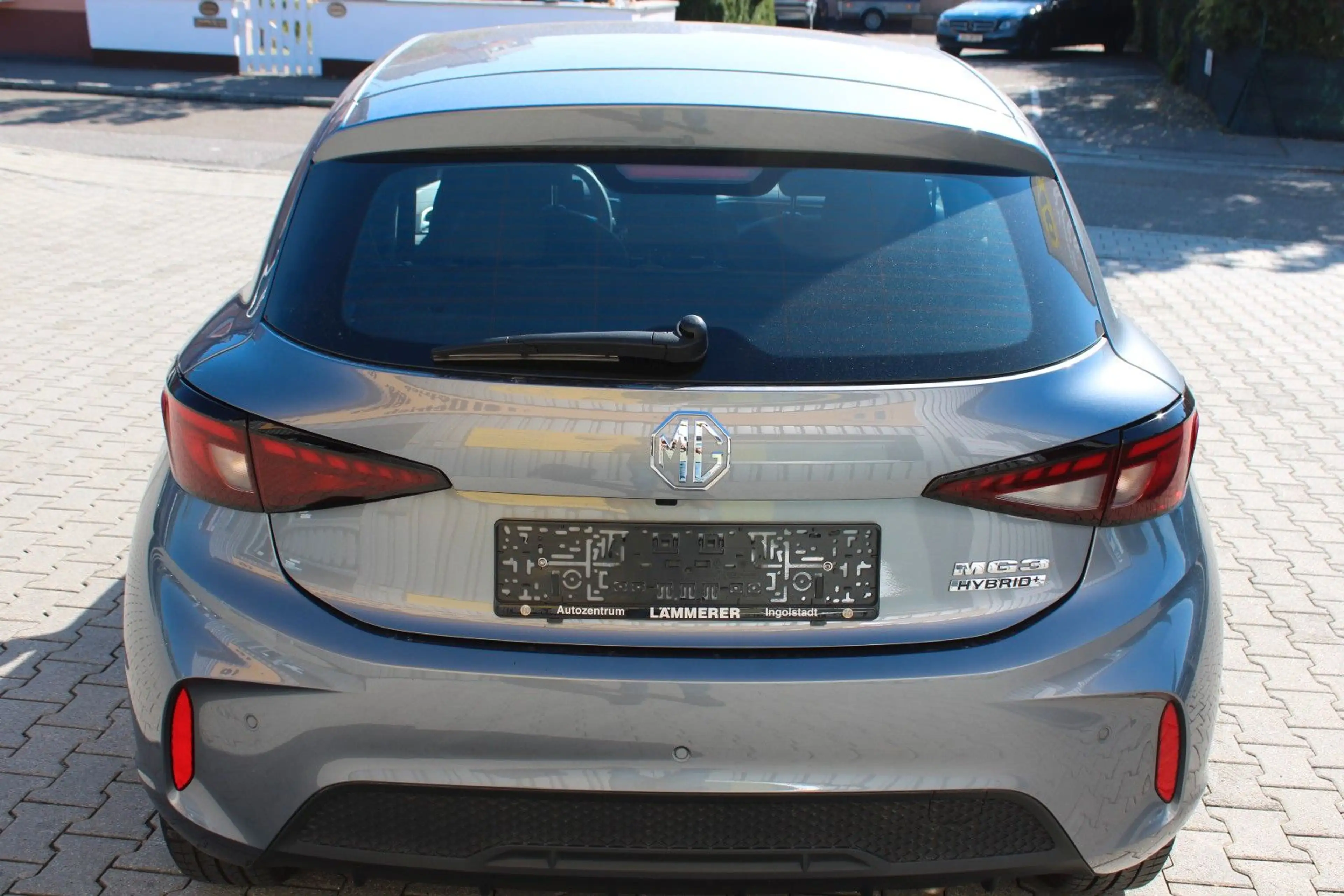 MG MG3 1.5 Hybrid+ 143 kW Comfort — photo 3