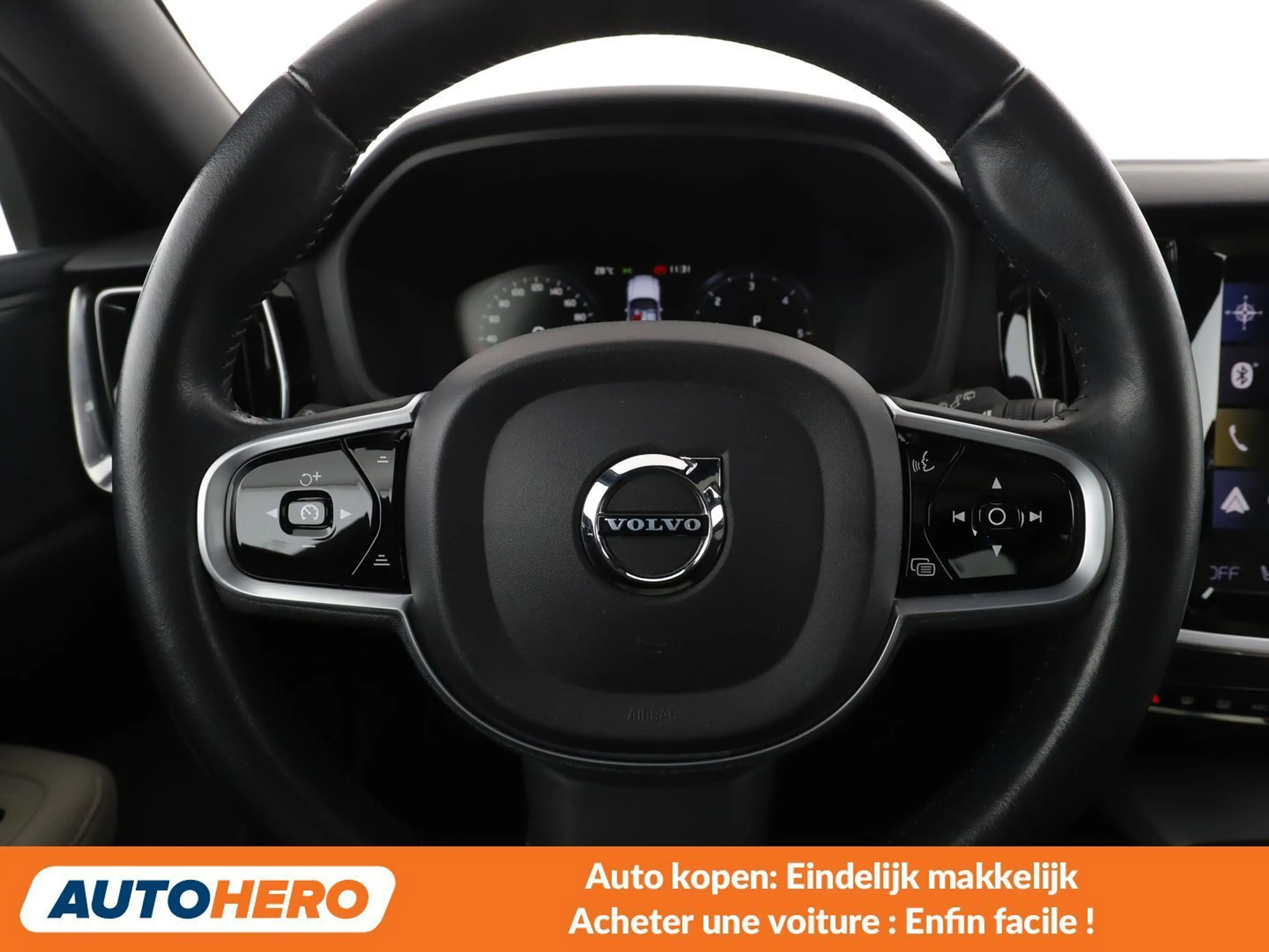 Volvo V60 Cross Country 2.0 D4 AWD — photo 5