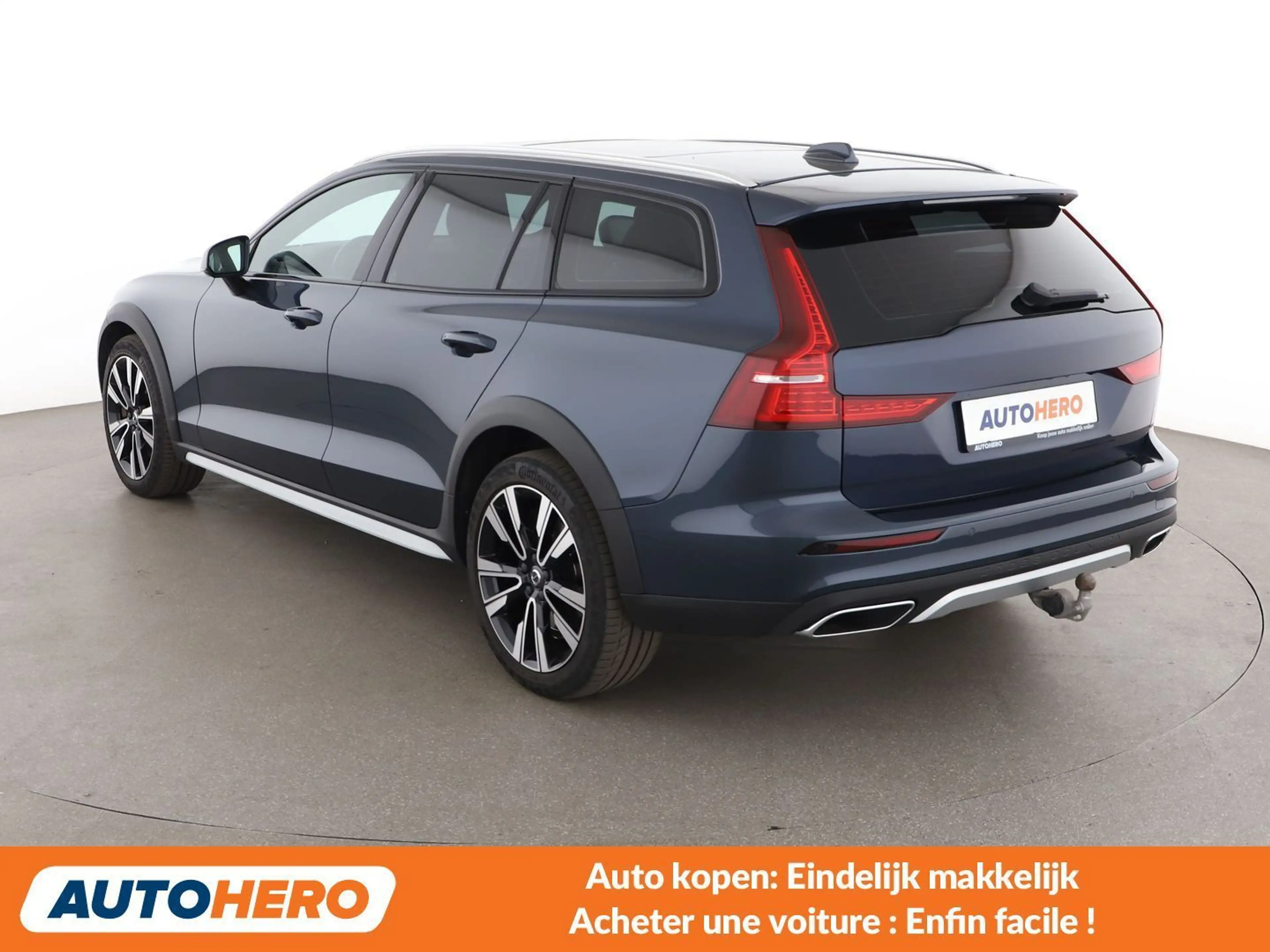 Volvo V60 Cross Country 2.0 D4 AWD — photo 4