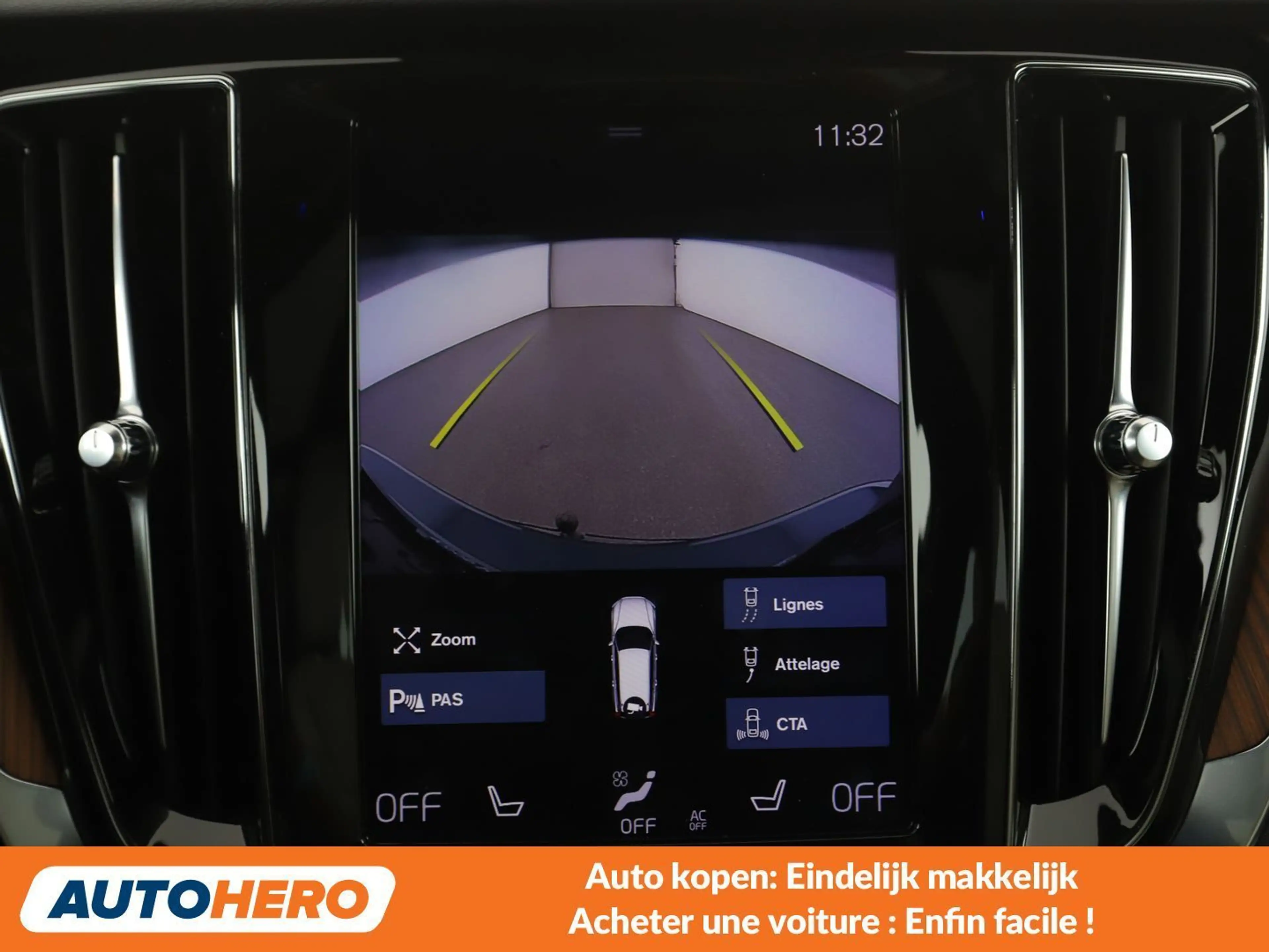 Volvo V60 Cross Country 2.0 D4 AWD — photo 9