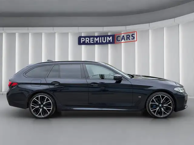 BMW 5 Series view 6