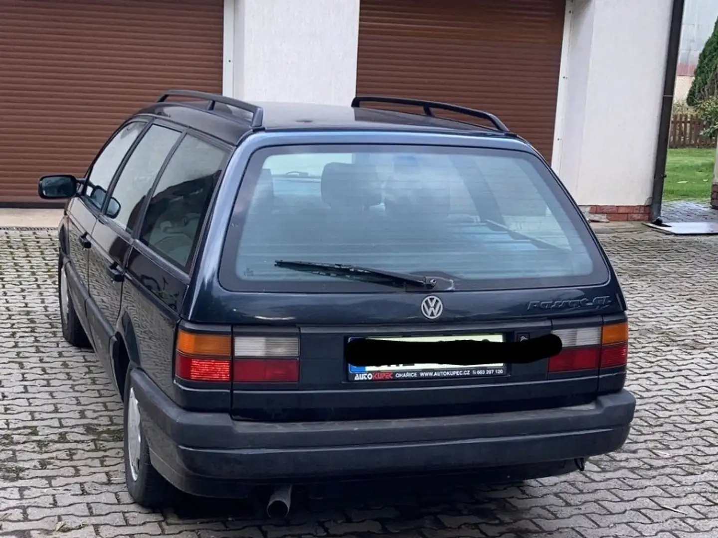 Volkswagen Passat Variant 1.8 GT Blau - 2