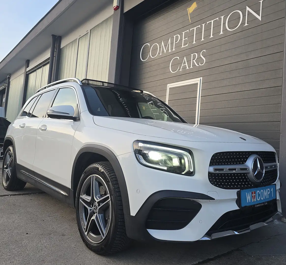 Mercedes-Benz GLB 200 *AMG, 7- SITZER, PANORAMA, AHK, LED, DIGITAL Tacho Weiß - 1
