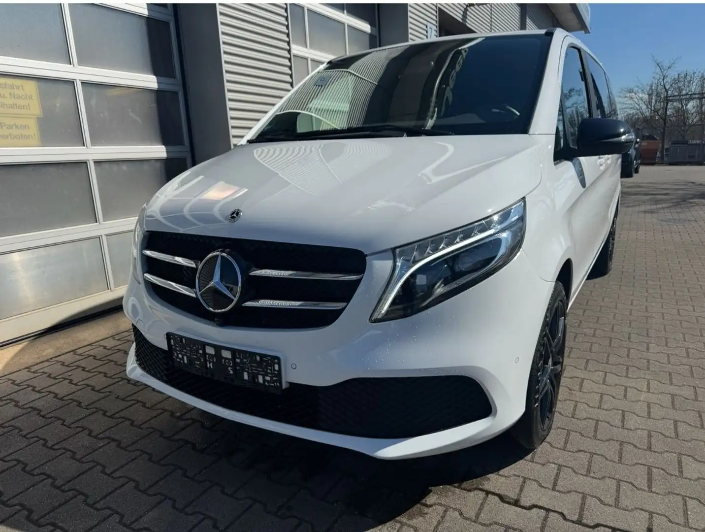 Mercedes-Benz V 220 V 250 d AVANTGARDE 4MATIC lang Blanc - 1