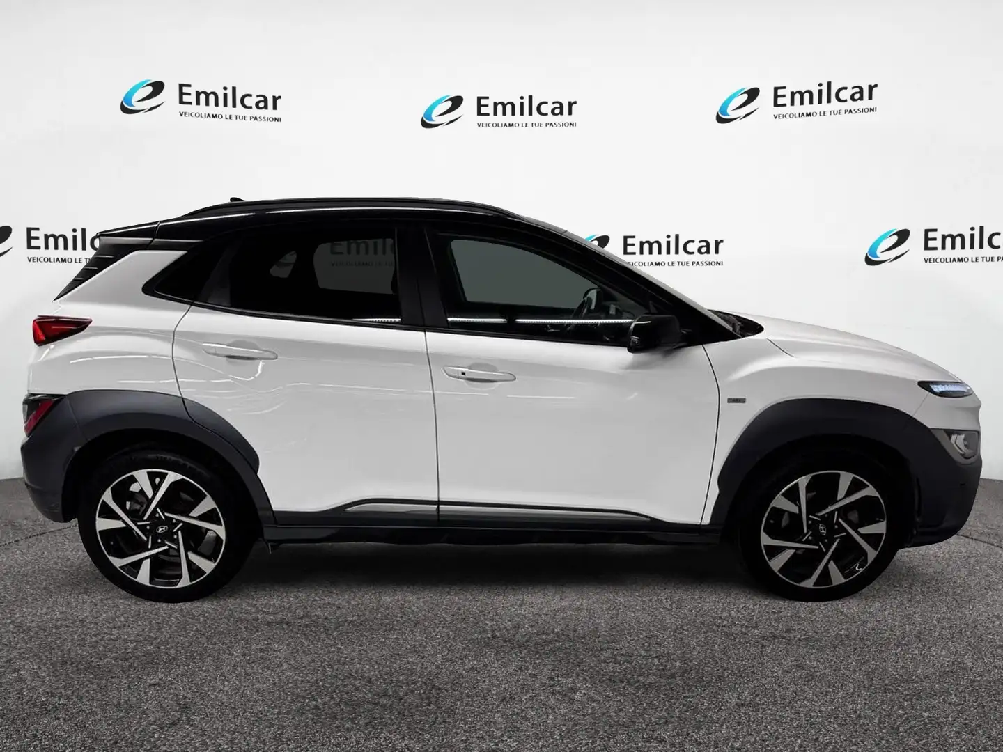 Hyundai KONA 1.0 T-GDI Hybrid 48V iMT XLine Wit - 2