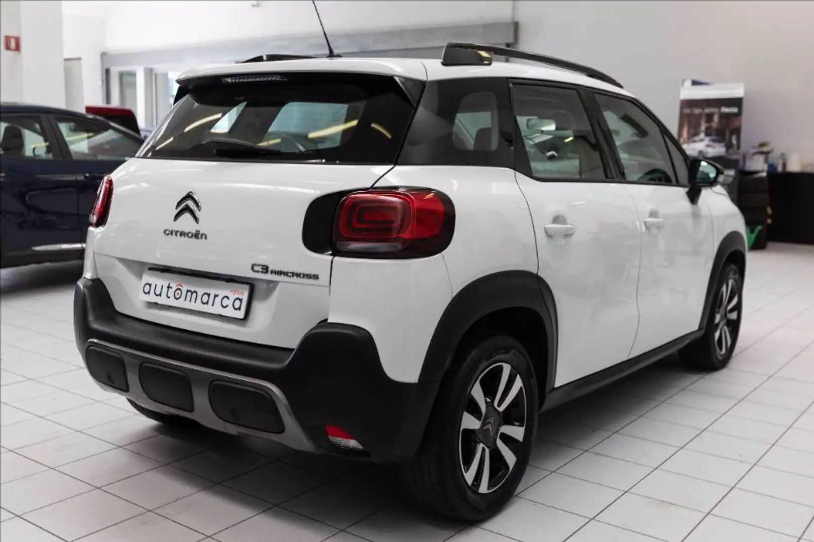 Citroen C3 Aircross 1.2 puretech Shine s&s 110cv my18 Bianco - 2