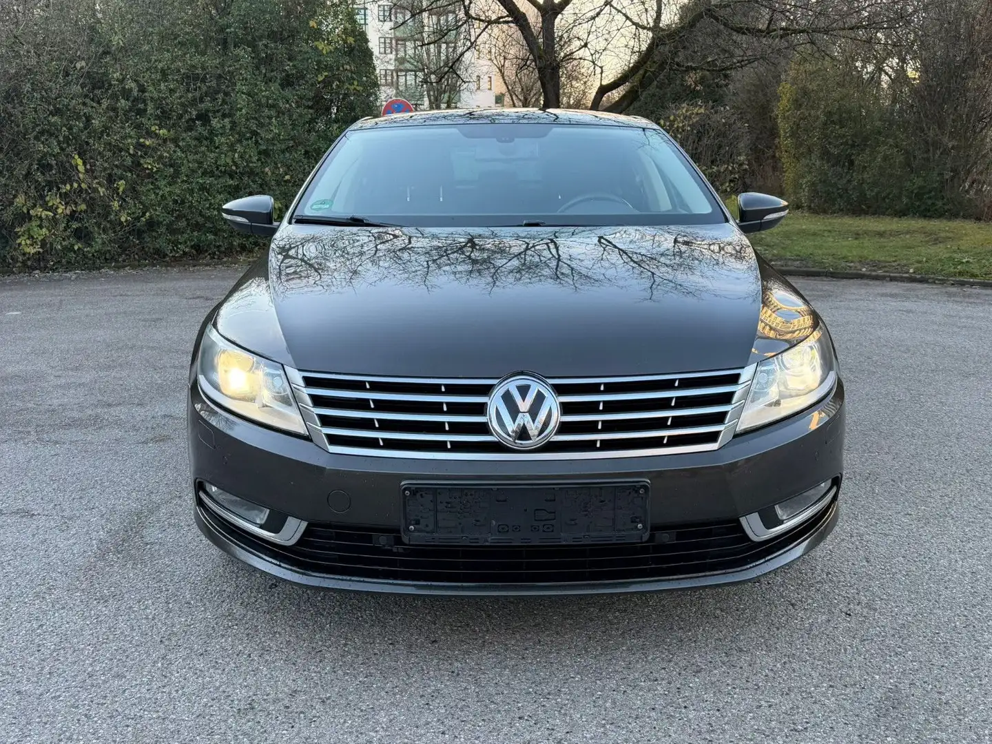 Volkswagen Passat CC 2.0 TDI BlueMotion Tech Navi Bi-Xenon Braun - 2