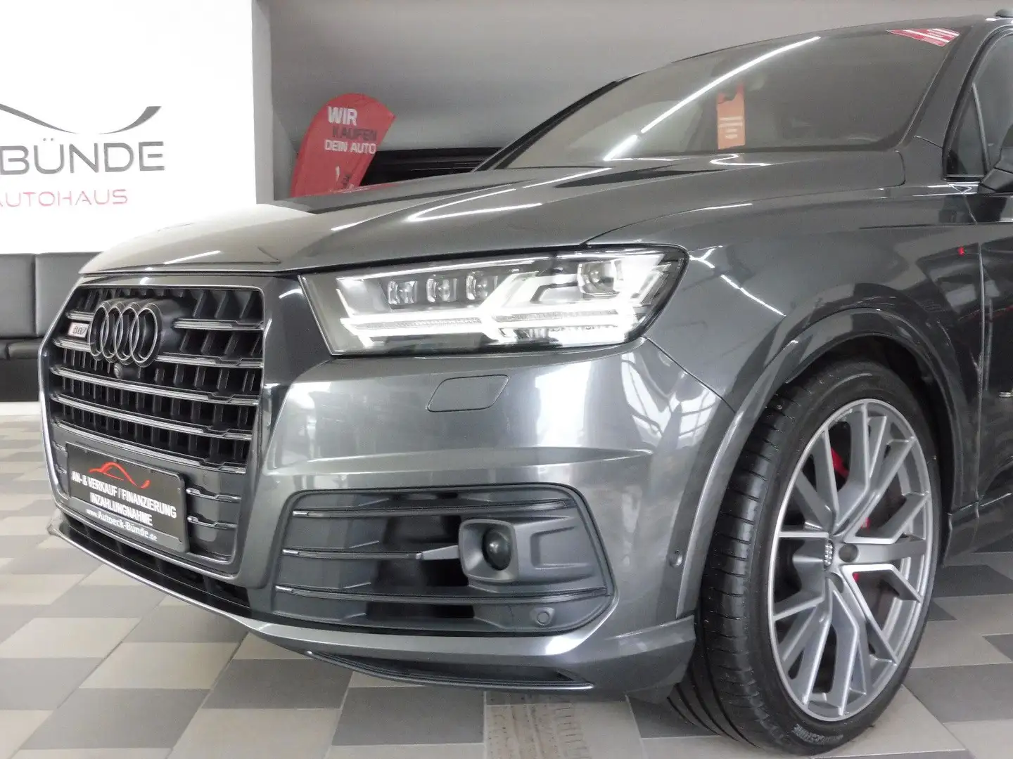 Audi SQ7 4.0 TDI quattro  360°/CARBON/TW/BOSE/SHZ/AHK Grau - 1