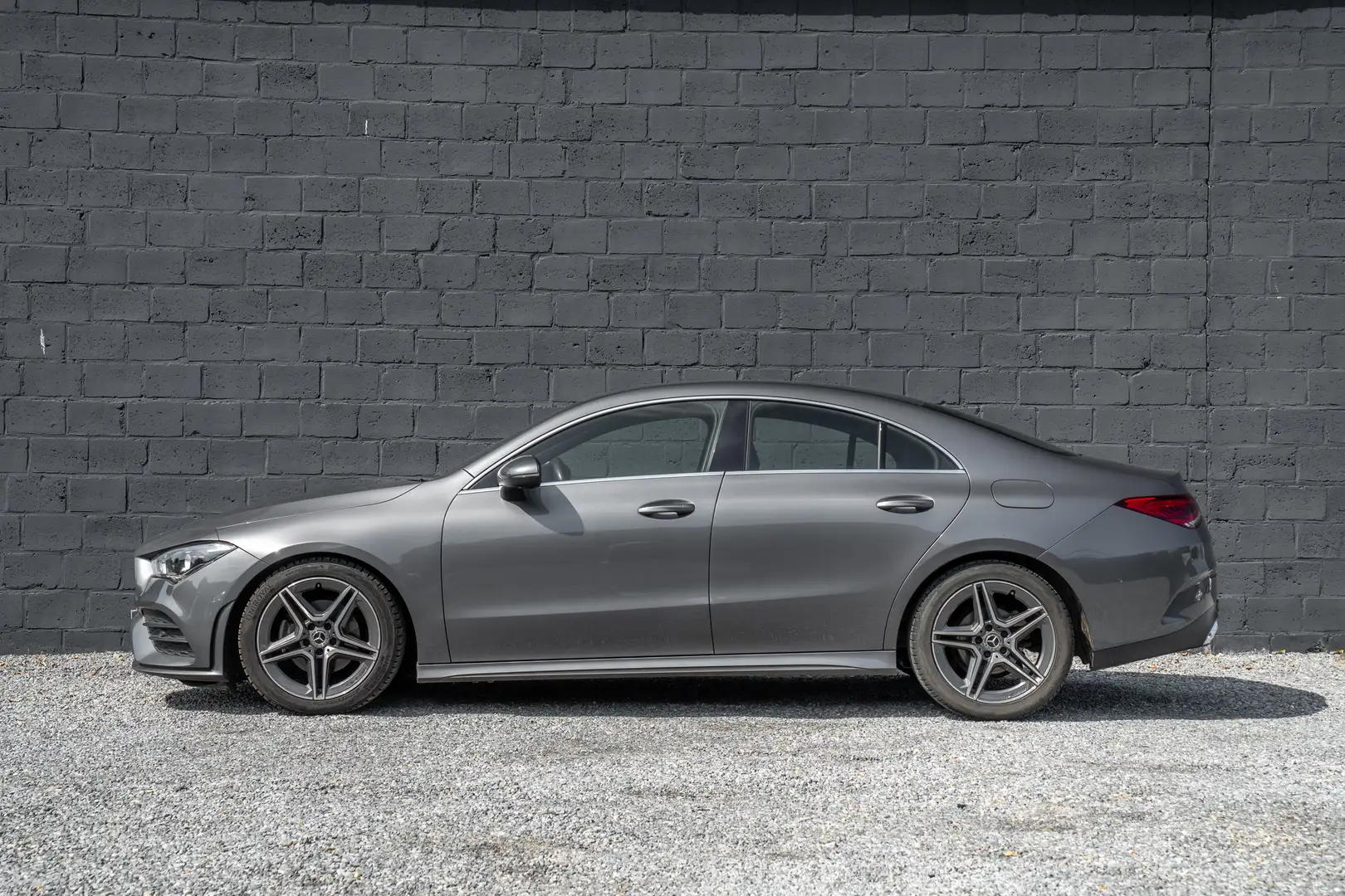 Mercedes-Benz CLA 180 AUTOMAAT AMG Gri - 2