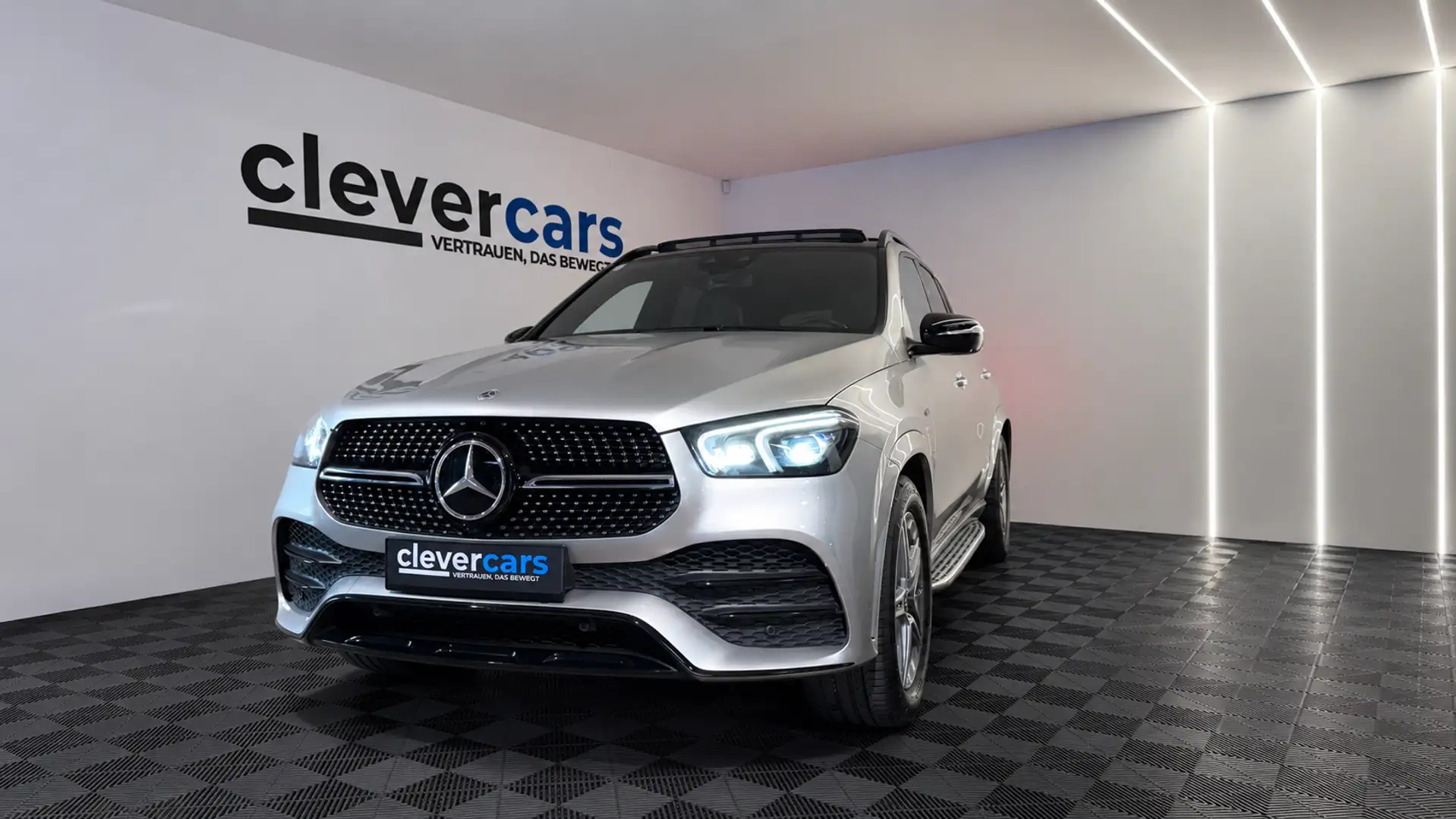 Mercedes-Benz GLE 350 GLE-Klasse GLE 350 de AMG Line 4Matic (EURO 6d) Silber - 2