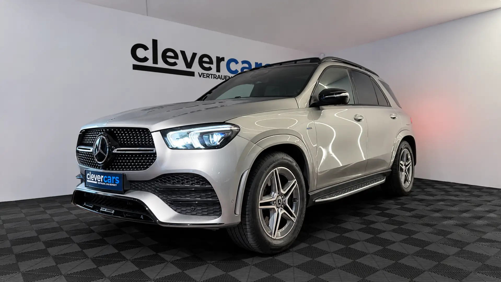 Mercedes-Benz GLE 350 GLE-Klasse GLE 350 de AMG Line 4Matic (EURO 6d) Silber - 1