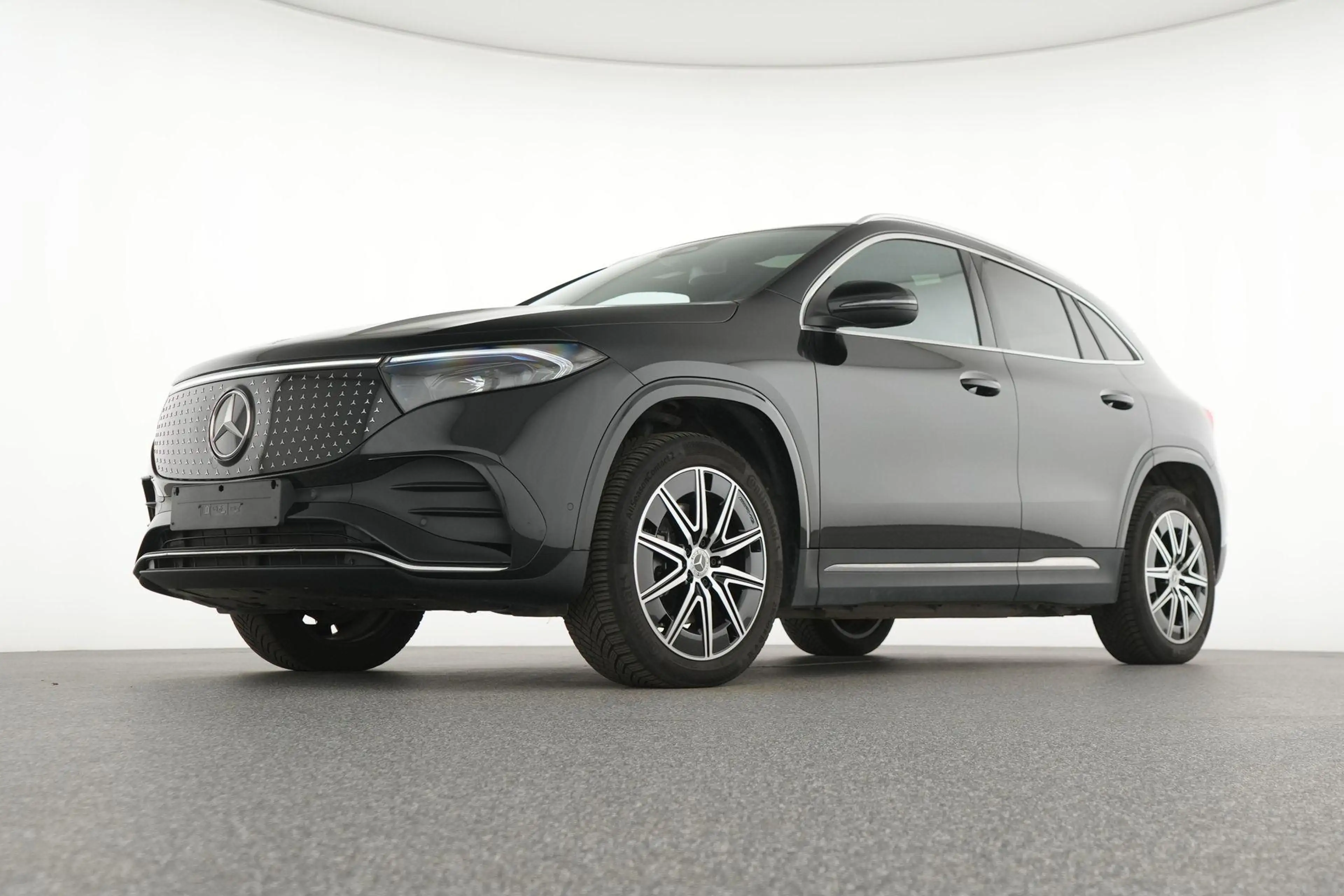 Mercedes-Benz EQA 250 250+ 'Star Edition' — photo 10