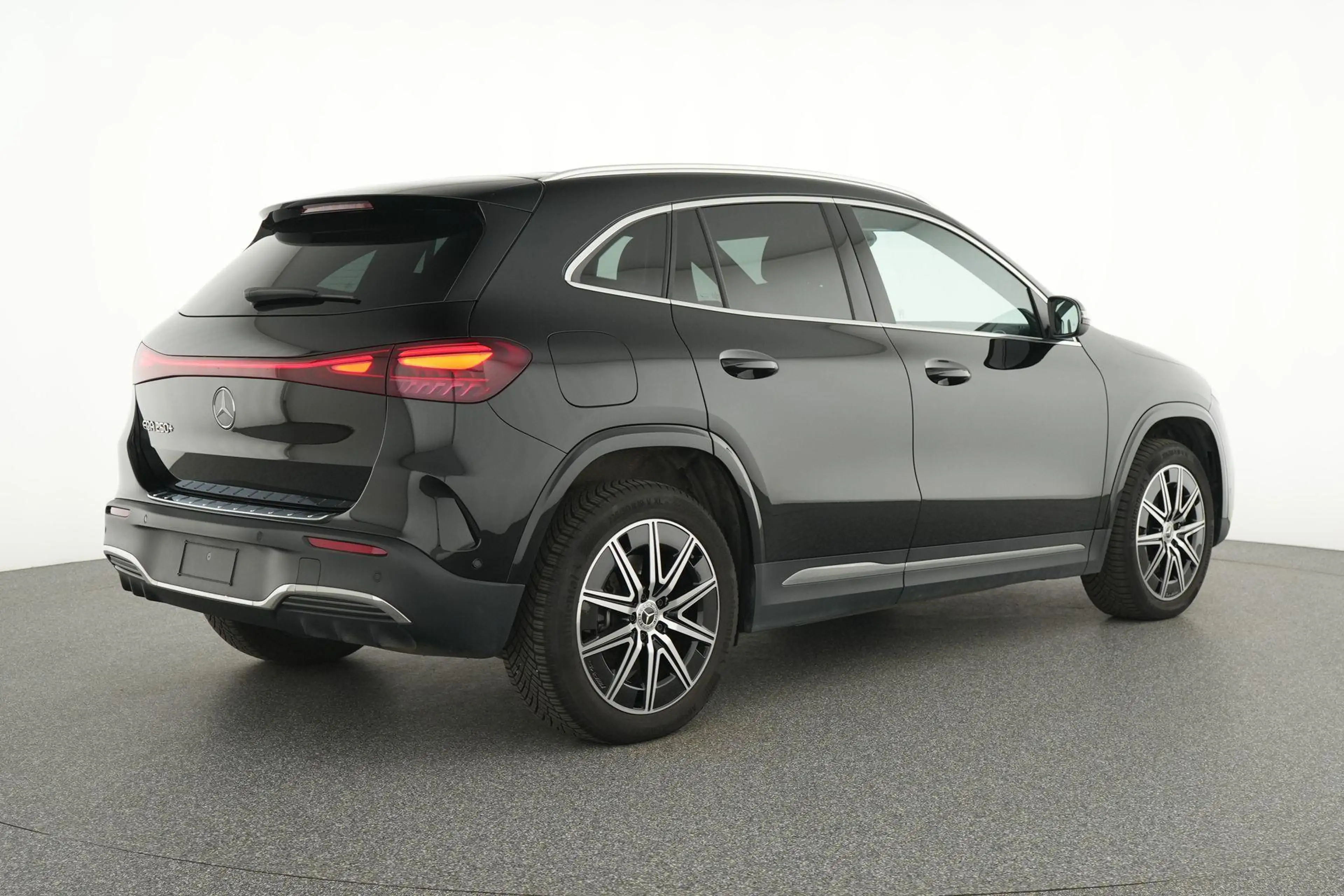 Mercedes-Benz EQA 250 250+ 'Star Edition' — photo 4