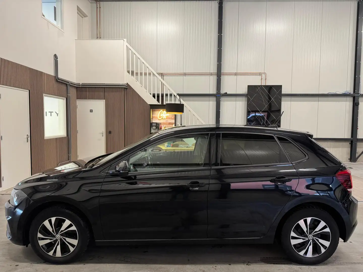 Volkswagen Polo 1.0 TSI Comfortline 2020 DSG Noir - 2