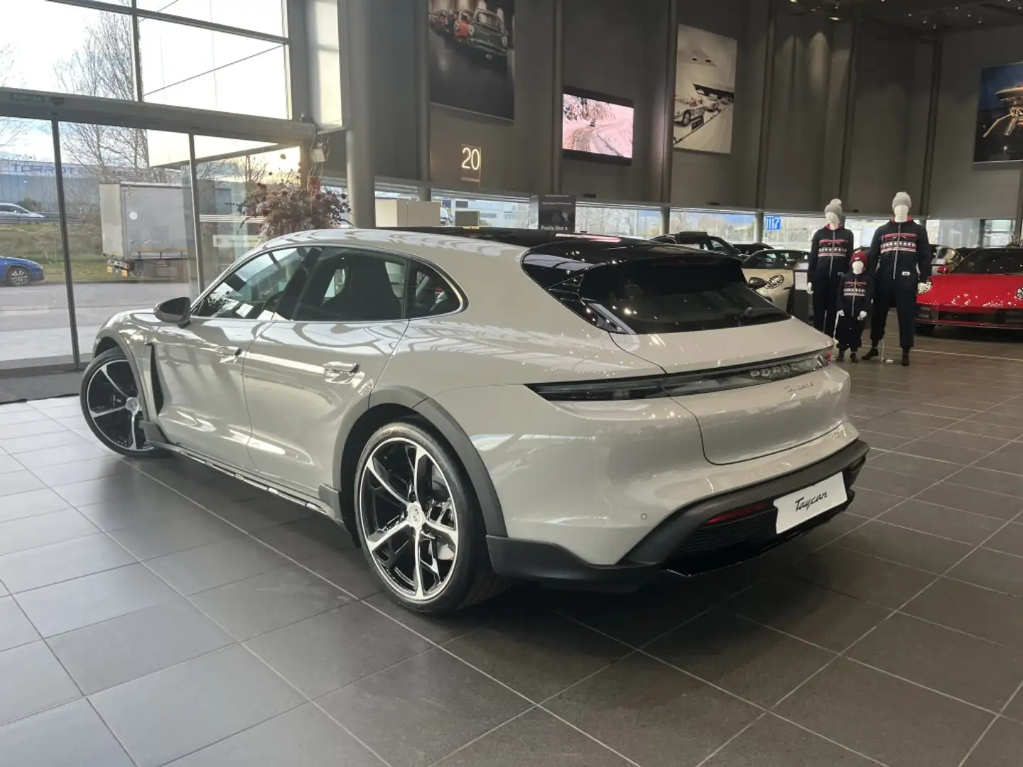 Porsche Taycan 4 Cross Turismo Beige - 2