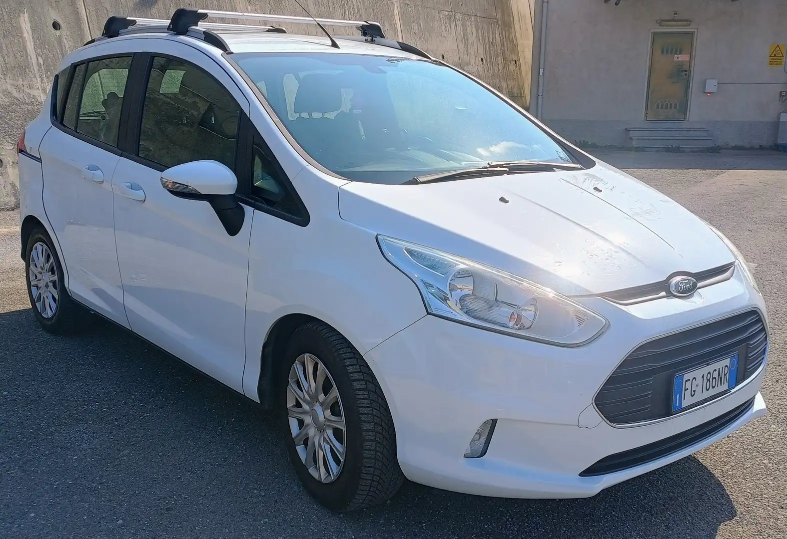 Ford B-Max 1.5 tdci Plus 75cv E6 - 2