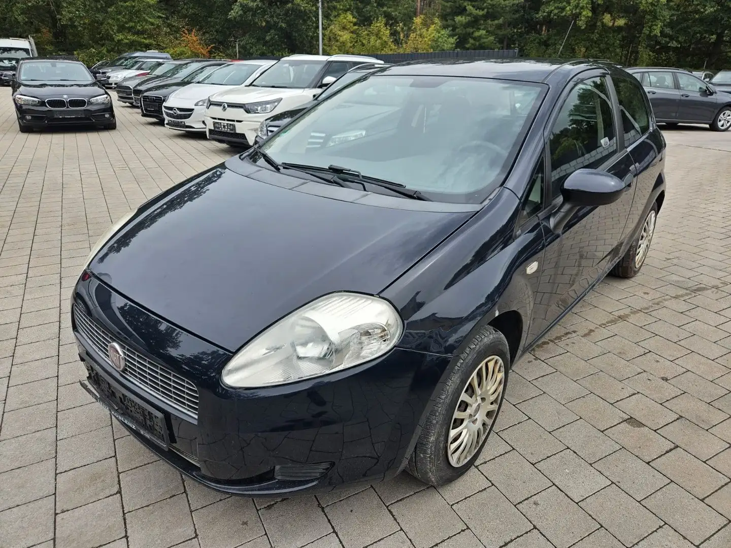 Fiat Grande Punto 1.2 8V Active Azul - 2