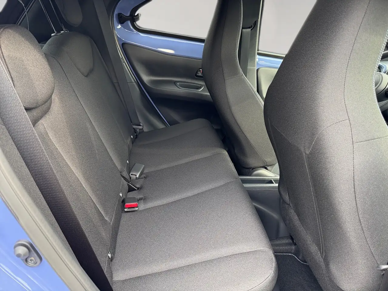 Toyota Aygo X 1.5 Teamplayer mit Sitzheizung ACC+LED+LM 13