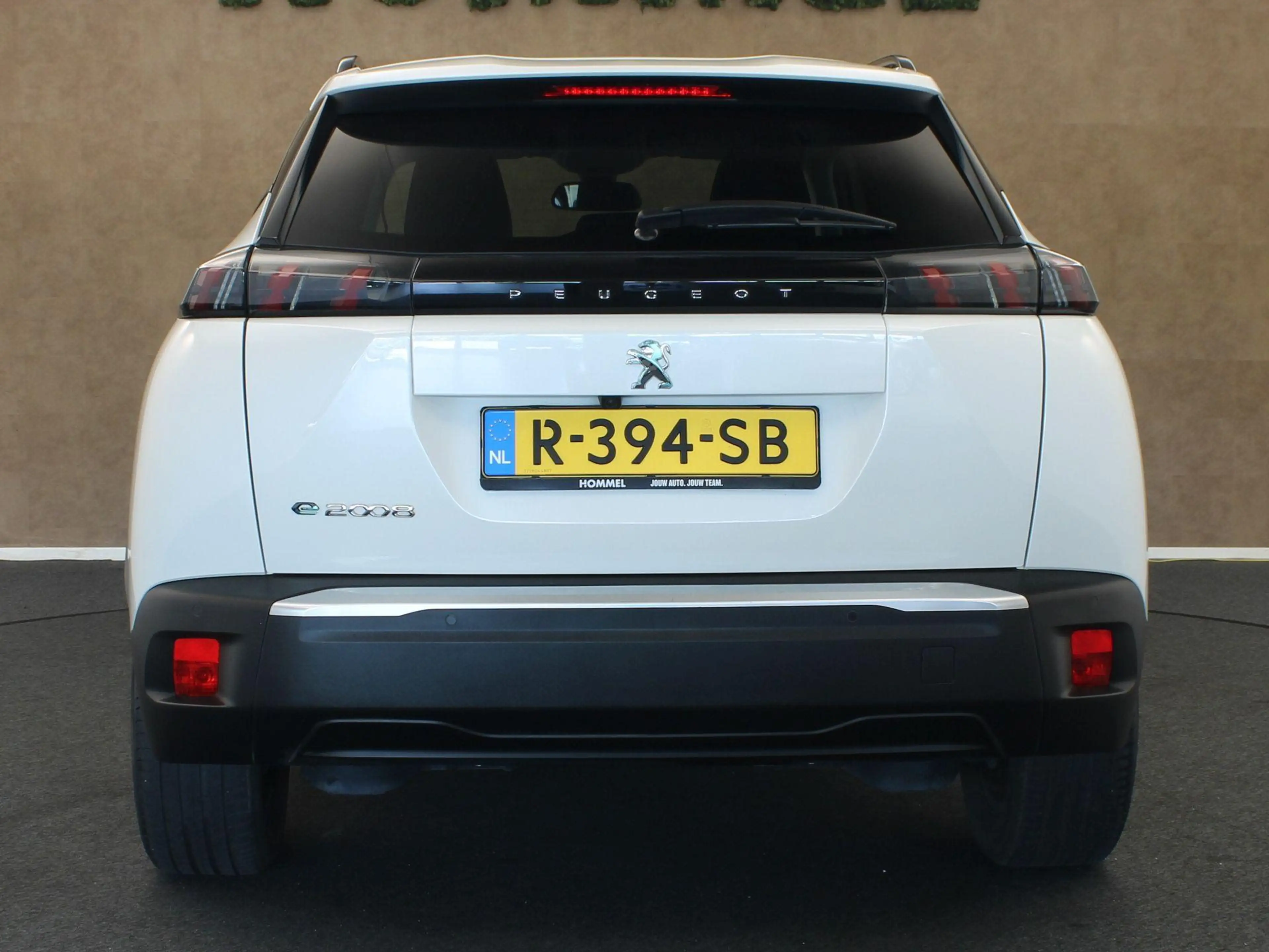 Peugeot e-2008 EV Allure 50 kWh - 1 FASE LADEN - SOH 89.44%!! - P — photo 10