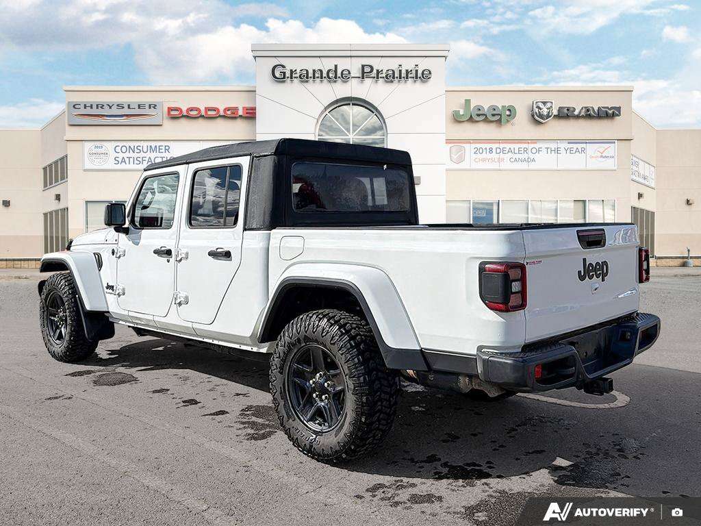 2021 Jeep Gladiator Black Appearance — снимка 1