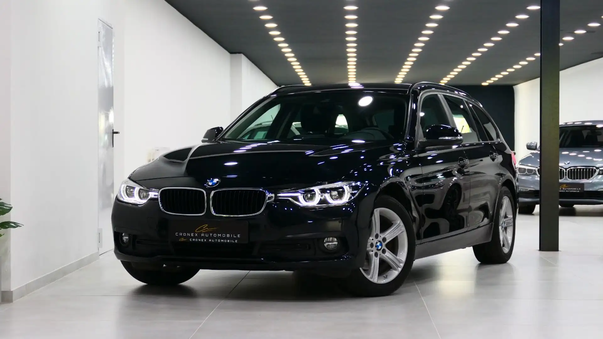 BMW 320 d Touring*Automatik*LED*Navi*Shz*HiFi*PDC*BT* Negro - 1