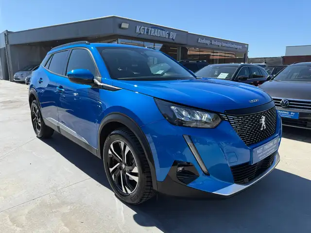 Peugeot 2008 view 3