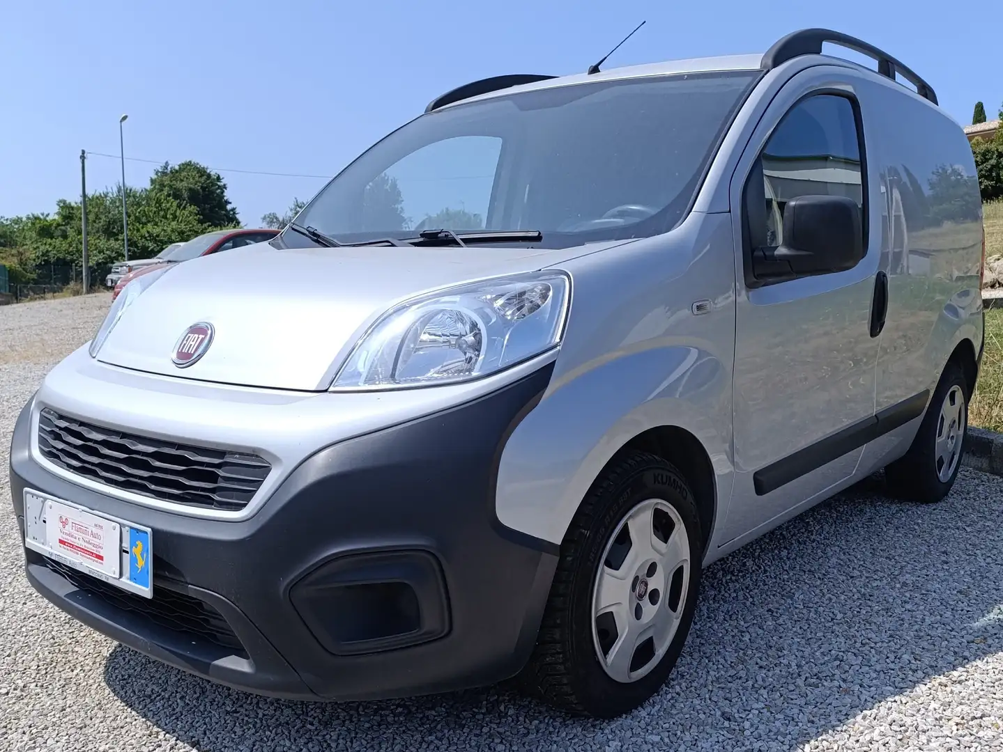 Fiat Fiorino 1.3 Multijet SX 95 CV E6d-Temp Argento - 1
