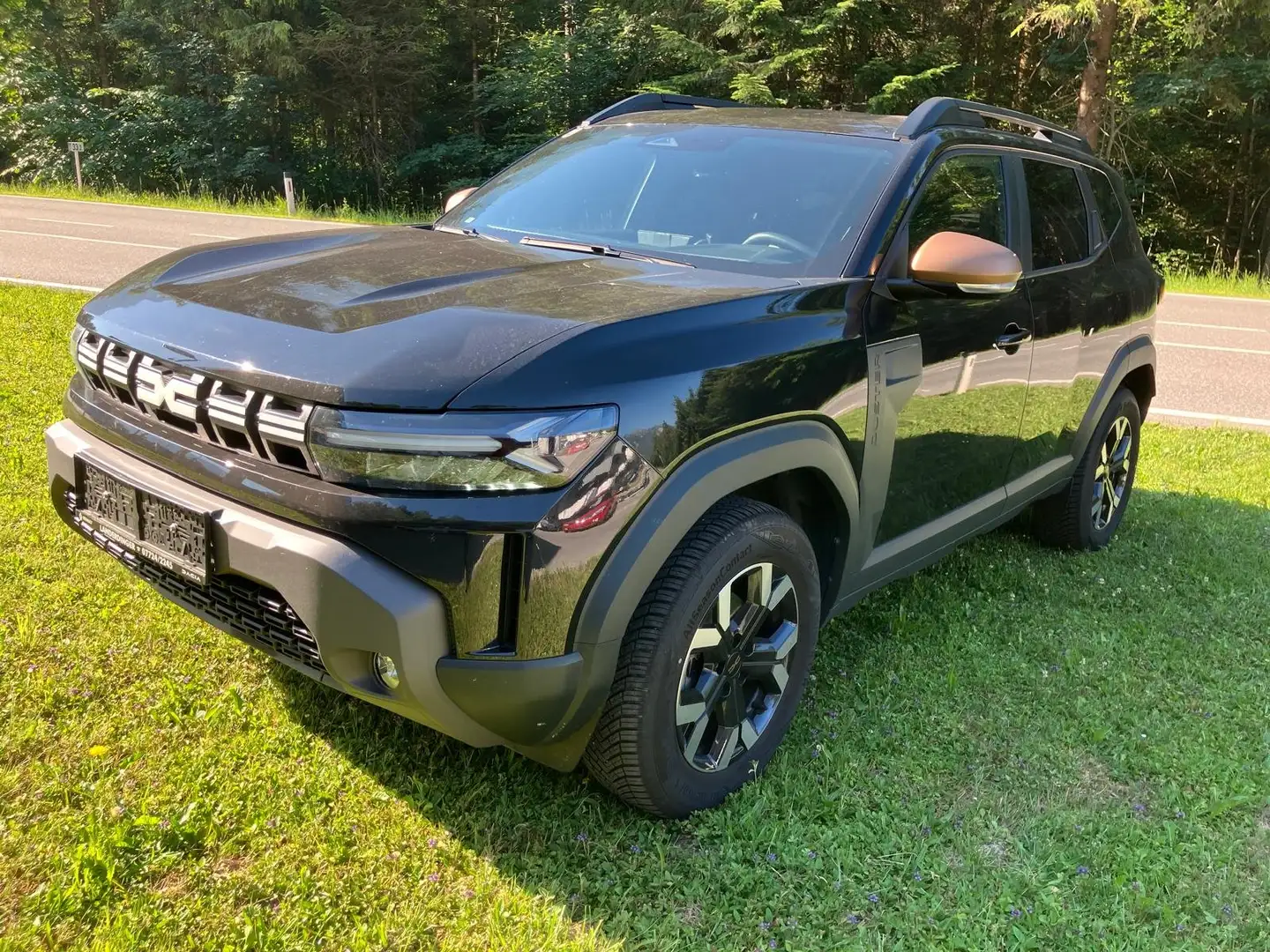 Dacia Duster Extreme TCe 130 mHev 4x4 Schwarz - 2