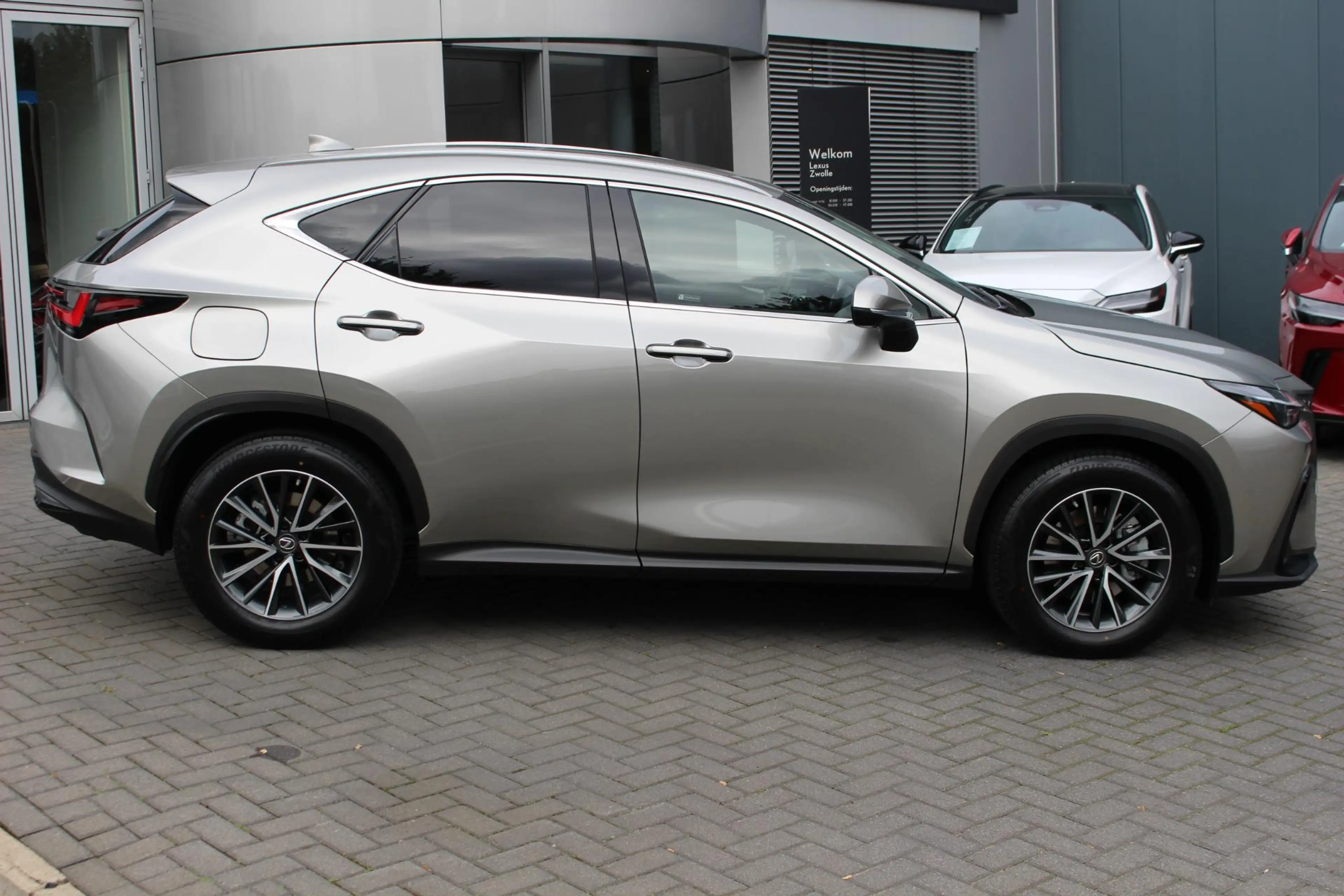 Lexus NX 450h+ AWD Launch Edition NL-AUTO — photo 2
