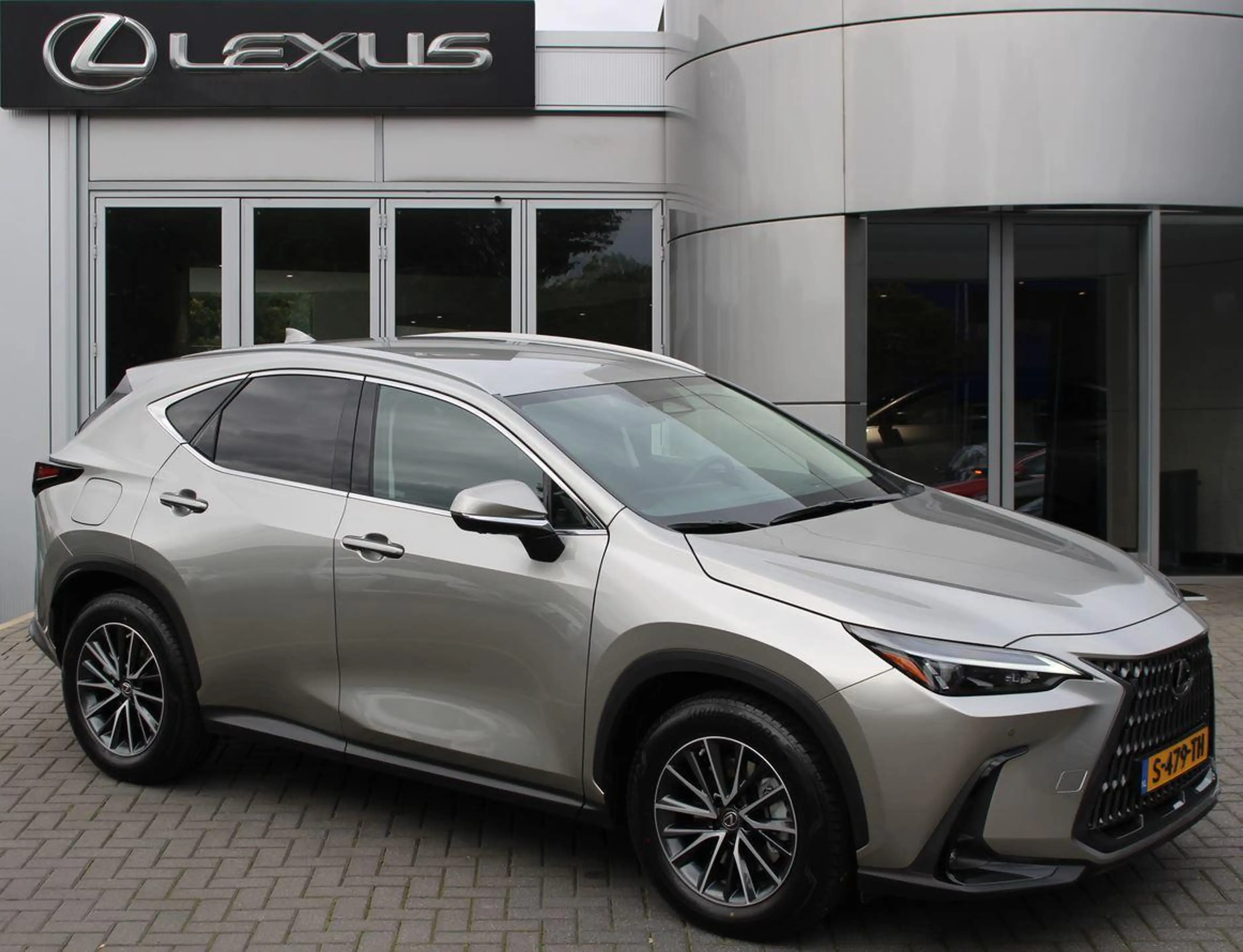Lexus NX 450h+ AWD Launch Edition NL-AUTO