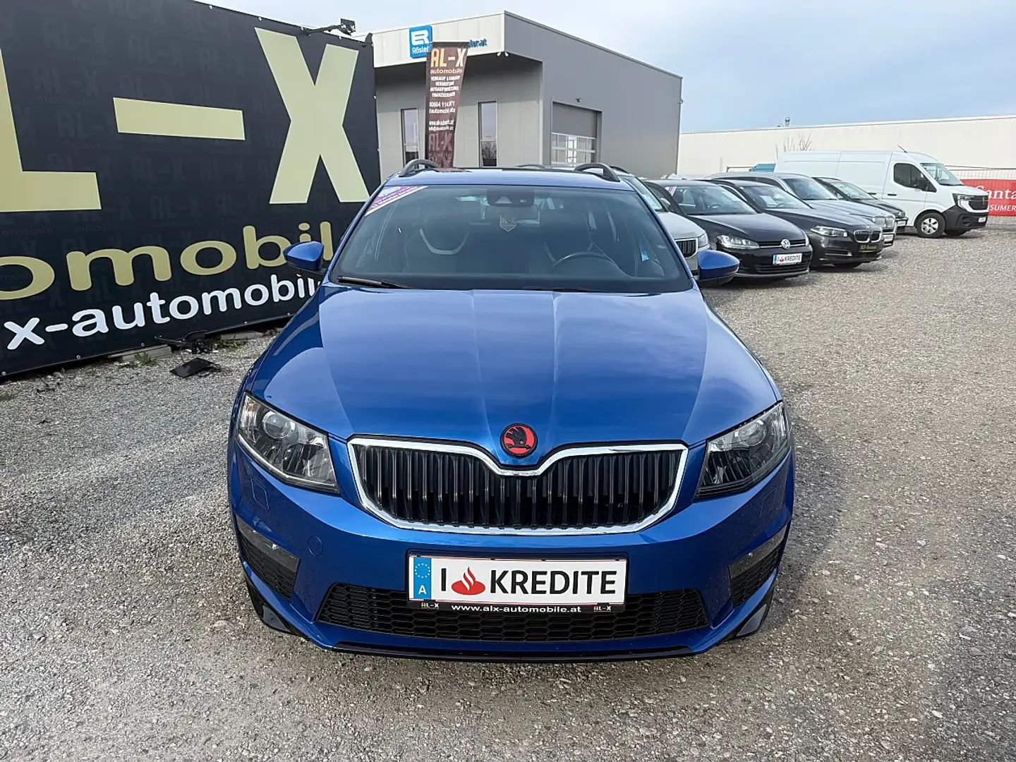 Skoda Octavia Combi RS 2,0 TDI Green tec DSG Blau - 2
