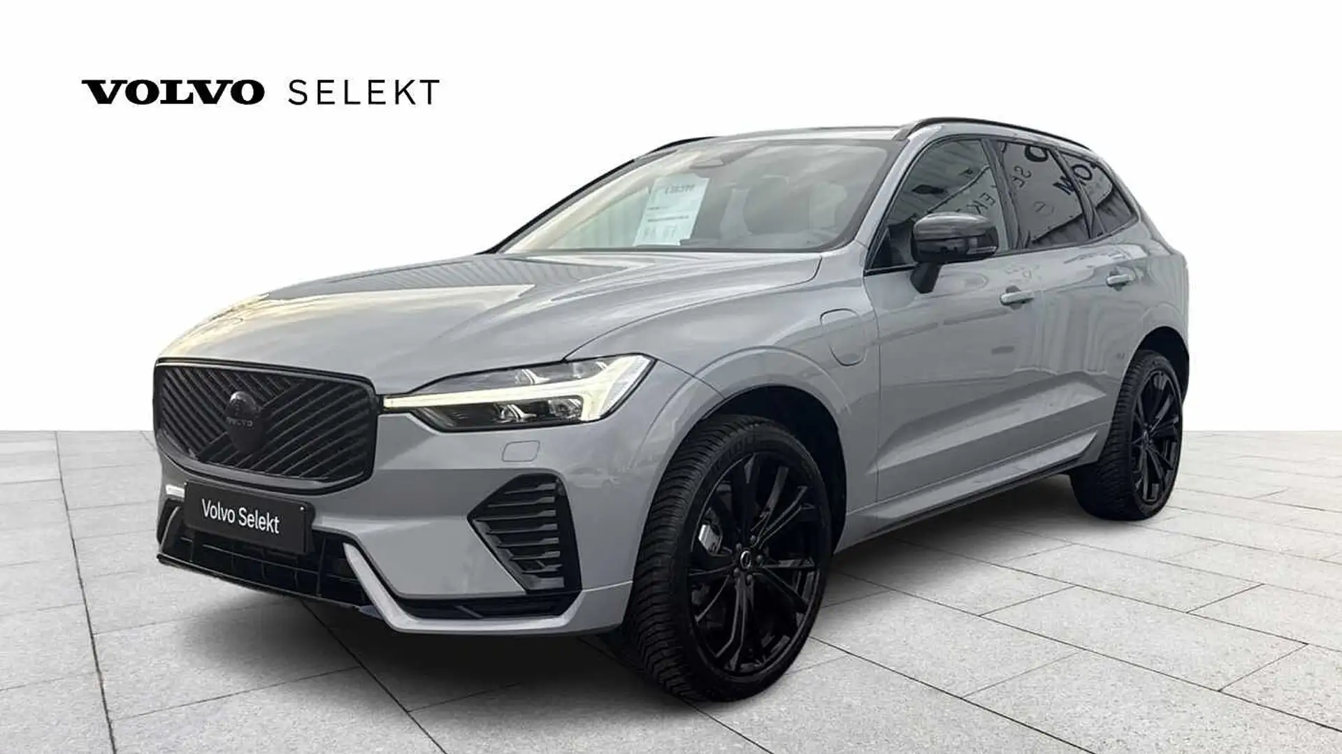 Volvo XC60 Black Edition Plus, T6 AWD Plug-in hybride Gris - 1