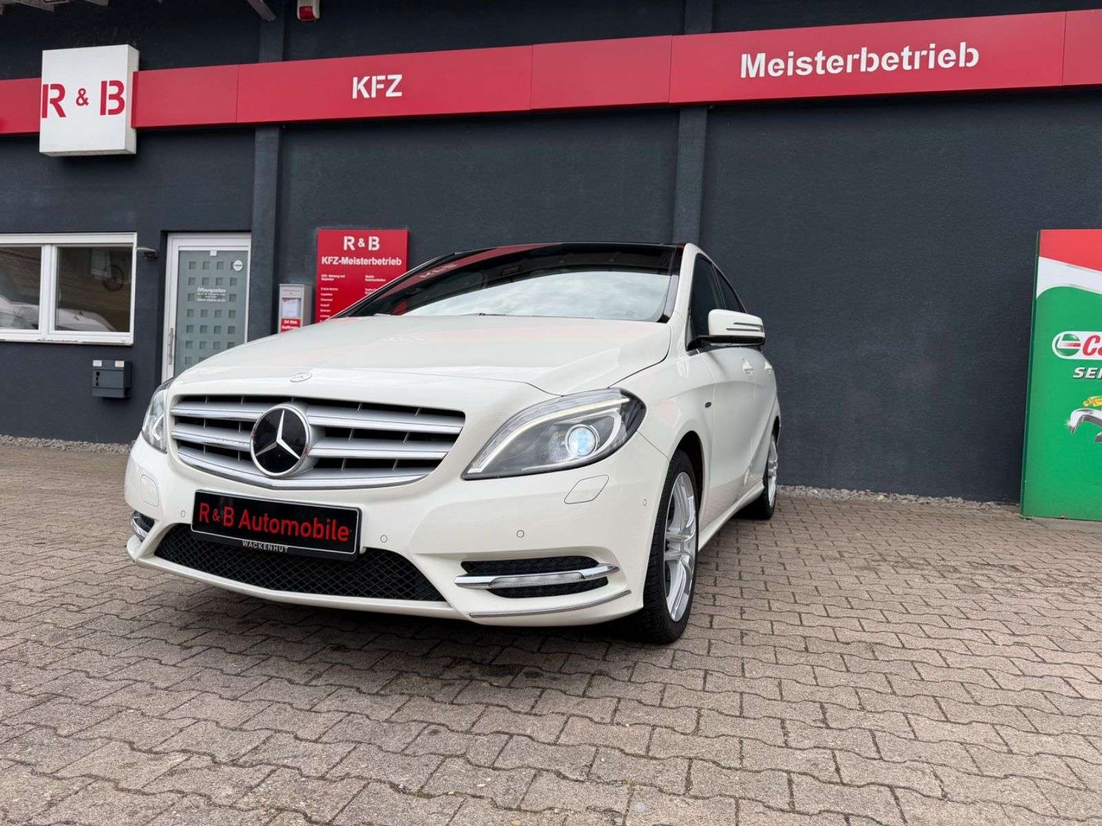 Second hand Mercedes Benz B-Class 