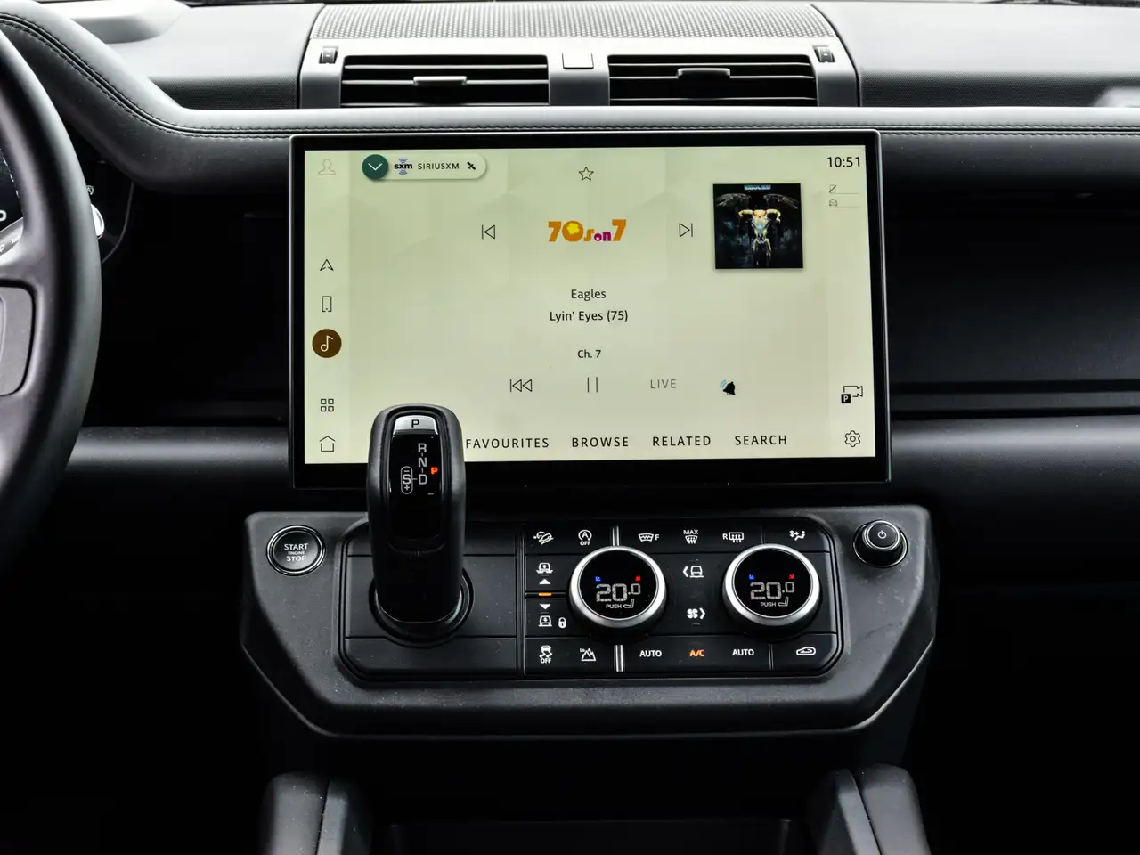 Land Rover Defender 2026 — фото 17