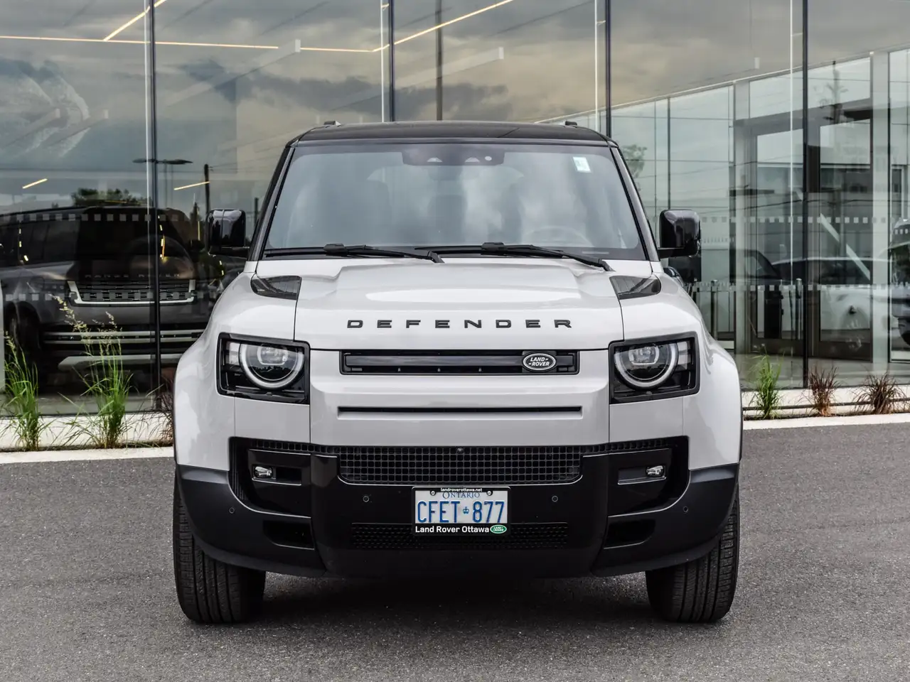 Land Rover Defender 2026