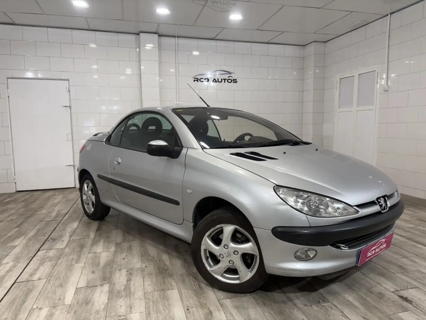 Peugeot 206 CC 1.6 Gris - 2