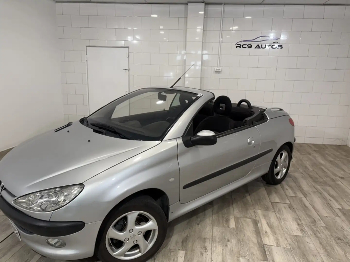 Peugeot 206 CC 1.6 Gris - 1