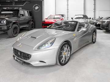 4.3 V8/20'/FULL SERVICE FERRARI/EXCLUSIVE