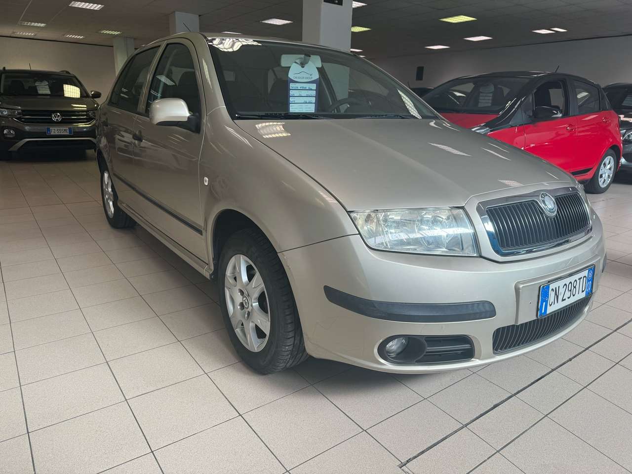 Skoda Fabia Fabia 5p 1.4 16v Elegance 75cv NEOPATENTATI