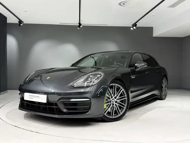 Porsche Panamera 4S E-Hybrid Sport Turismo