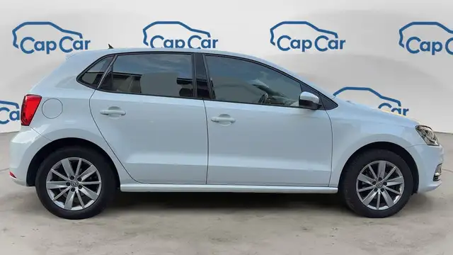 Volkswagen Polo view 4