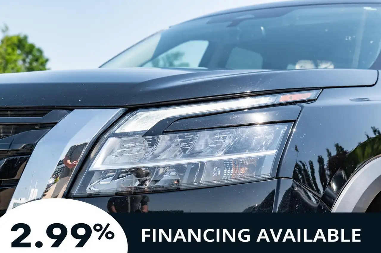 Nissan Pathfinder photo Nissan Pathfinder