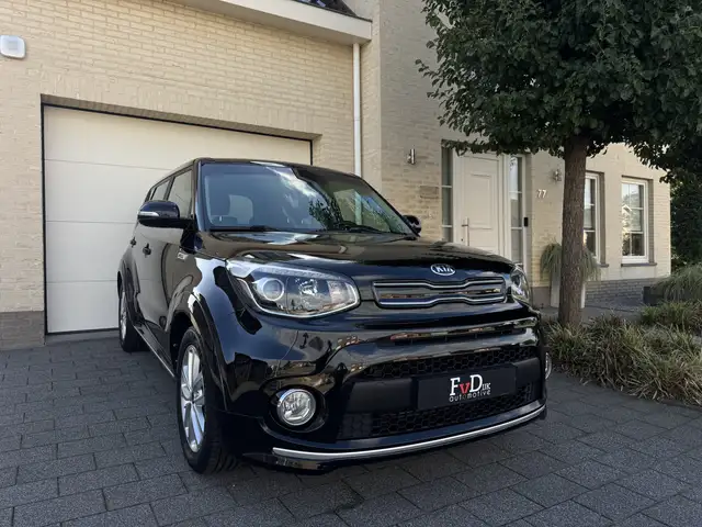 Kia Soul 1.6 132pk DreamTeam Navi Clima Camera Stuur en Sto