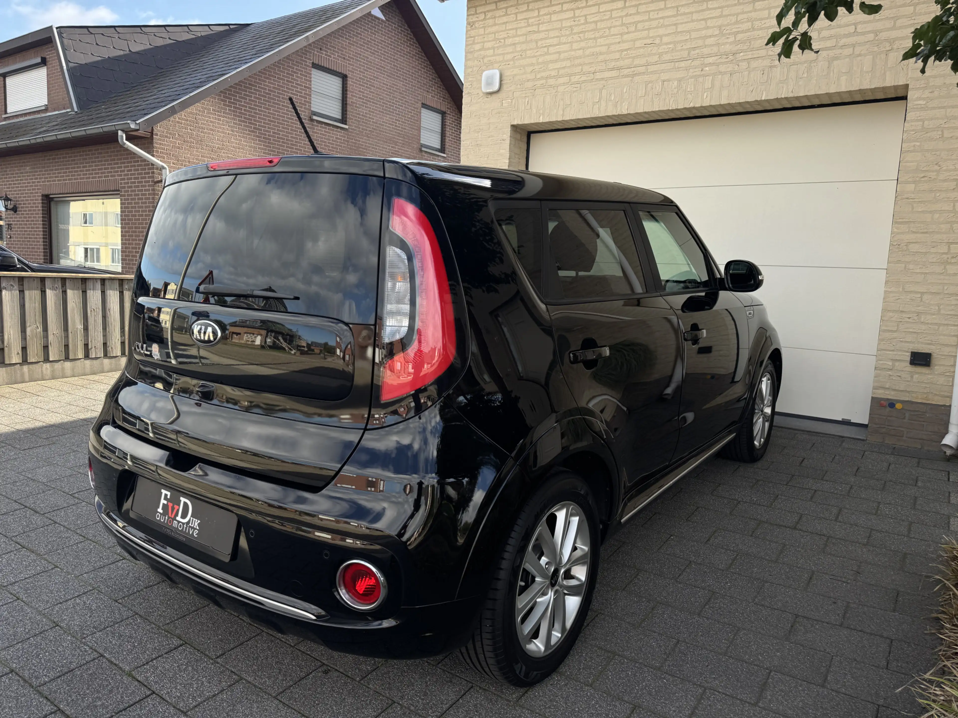 Kia Soul 1.6 132pk DreamTeam Navi Clima Camera Stuur en Sto — photo 7