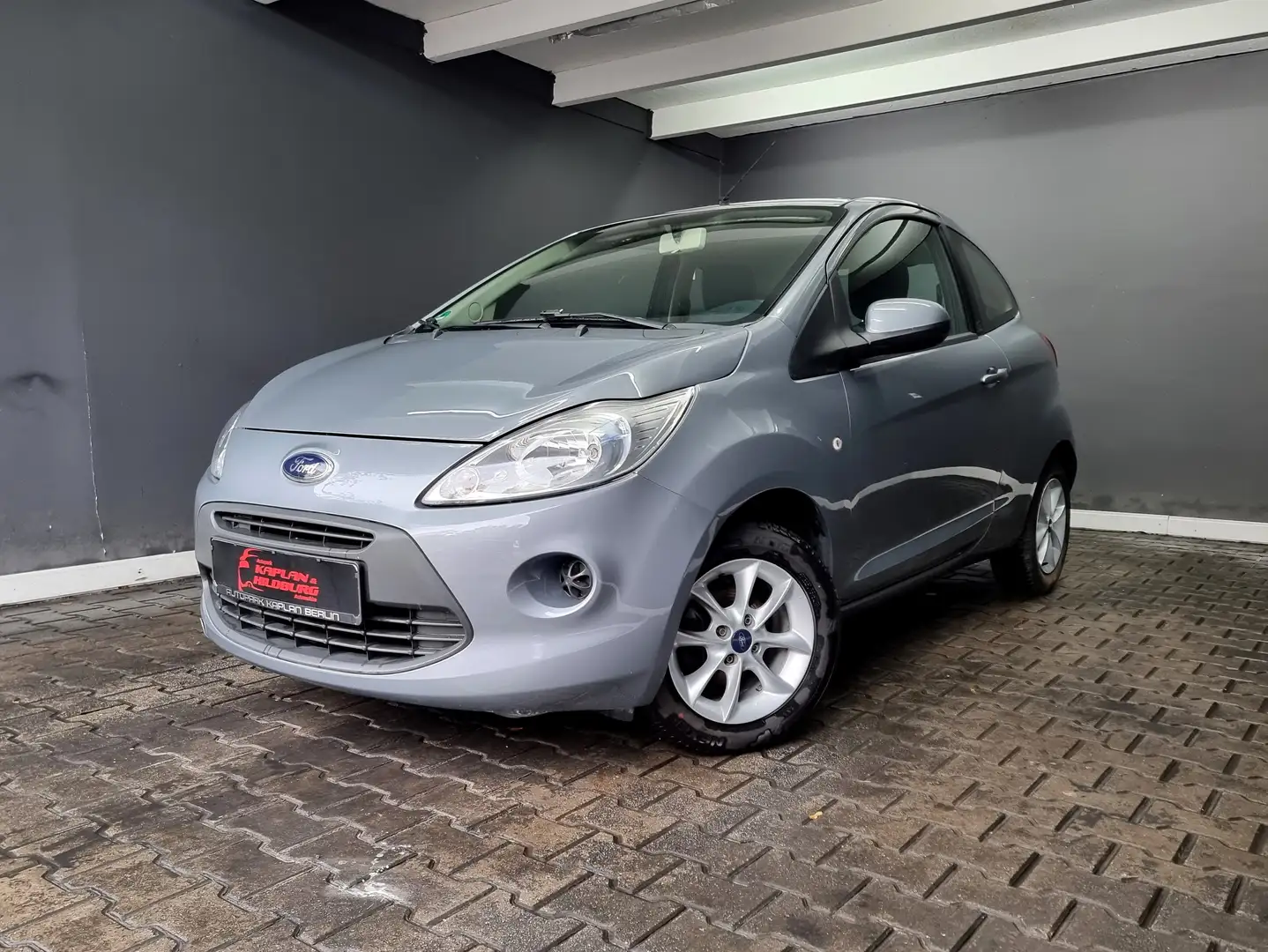 Ford Ka/Ka+ 1,2 Cool & Sound Edition, KLIMA, SITZHEIZUNG Grau - 1